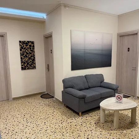 Sunset View 酒店 *